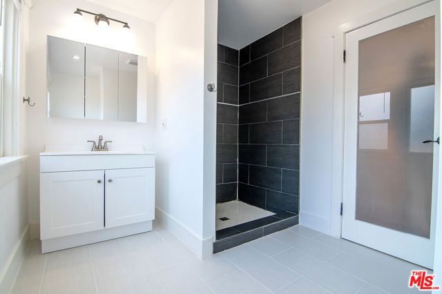 1619 W 23rd Street, Los Angeles, CA 90007