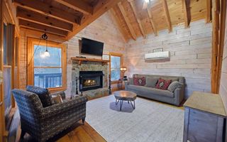 226 Pine Tree Drive, Blue Ridge, GA 30513