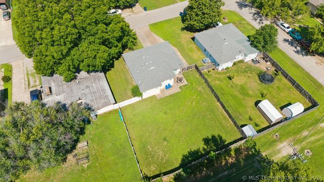 605 N C Avenue, Cleveland, OK 74020