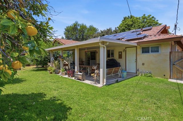 10426 Bonneville, Riverside, CA 92505
