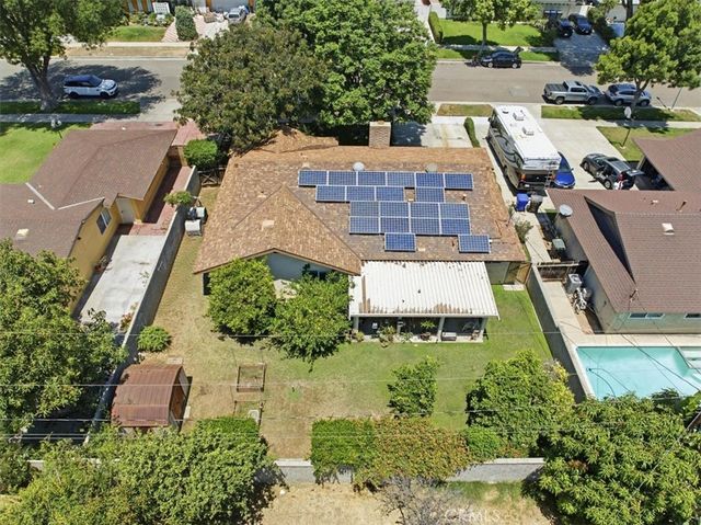 10426 Bonneville, Riverside, CA 92505