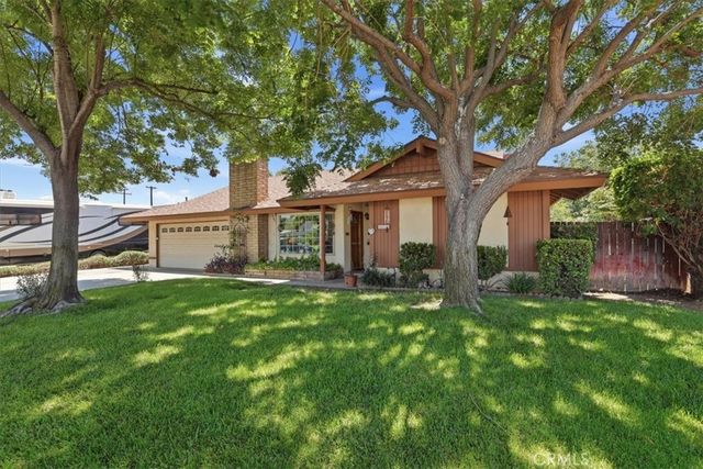 10426 Bonneville, Riverside, CA 92505