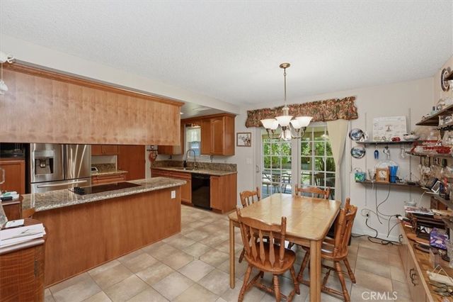 10426 Bonneville, Riverside, CA 92505