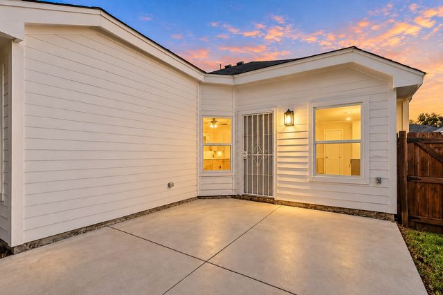 3534 Mojave Drive, Dallas, TX 75241