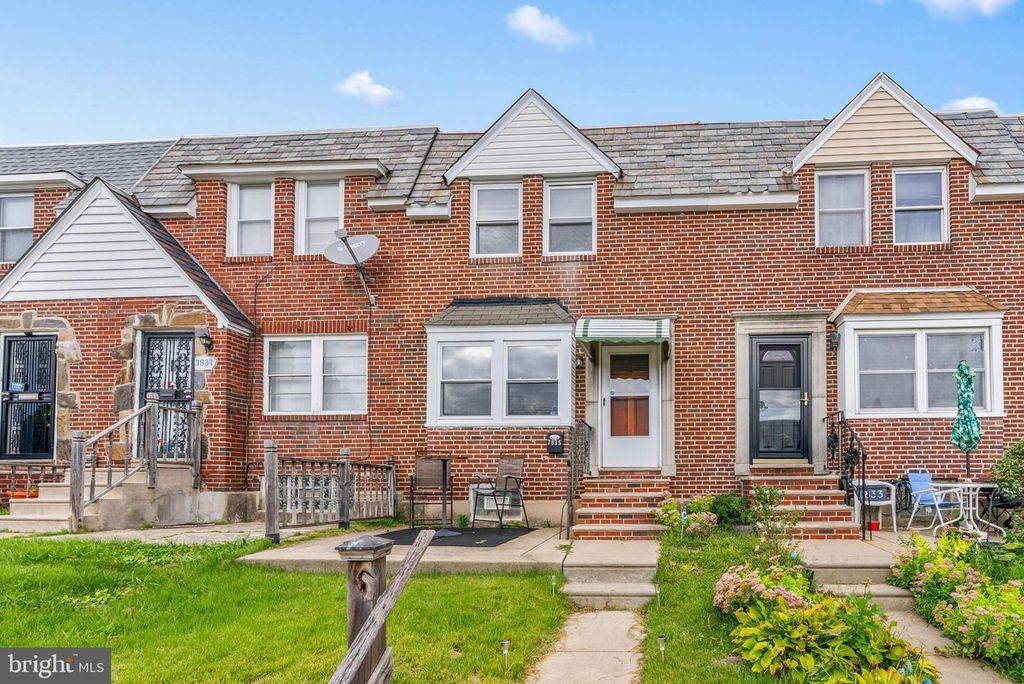 7835 GILBERT ST, PHILADELPHIA, PA 19150 — photo 2