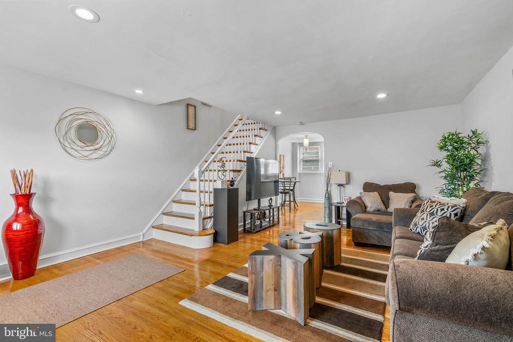 7835 GILBERT ST, PHILADELPHIA, PA 19150 — photo 4