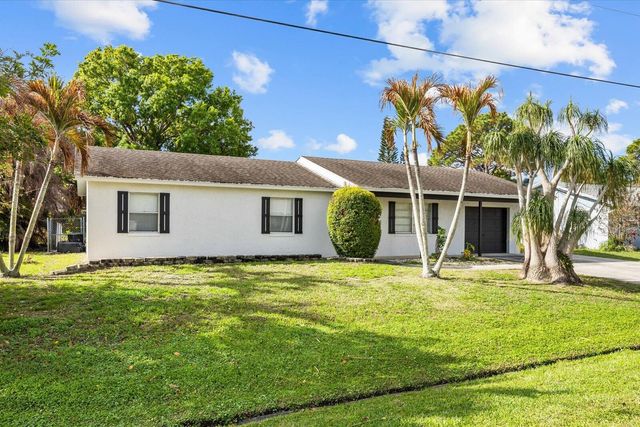 1250 SE Petunia Avenue, Port St. Lucie, Port St Lucie, FL 34952