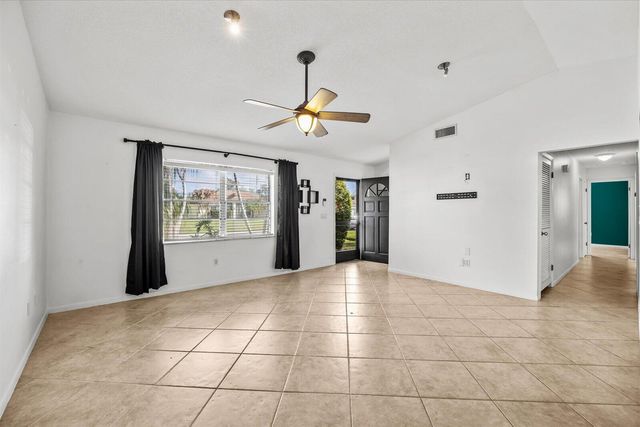 1250 SE Petunia Avenue, Port St. Lucie, Port St Lucie, FL 34952