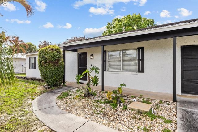 1250 SE Petunia Avenue, Port St. Lucie, Port St Lucie, FL 34952