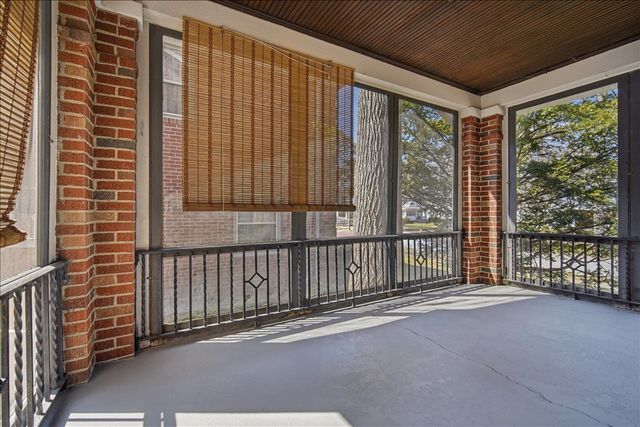 503 E Chestnut Street, Bloomington, IL 61701