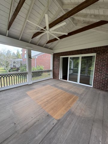 7176 Holt Run Dr, Nashville, TN 37211