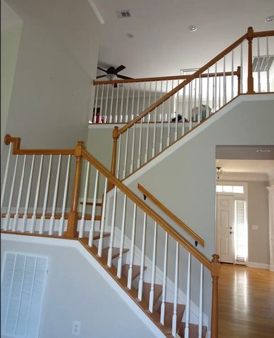7176 Holt Run Dr, Nashville, TN 37211