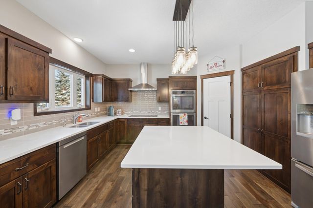 31346 Naples Street NE, Cambridge, MN 55008