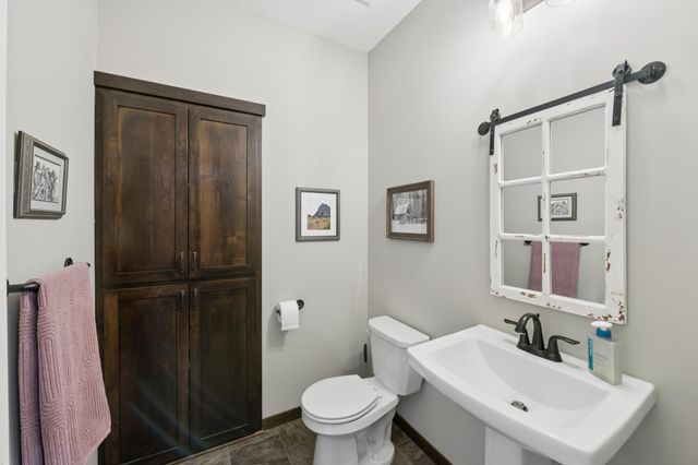 31346 Naples Street NE, Cambridge, MN 55008