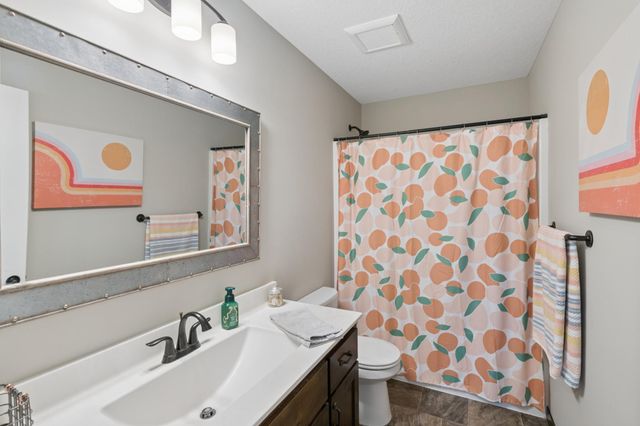 31346 Naples Street NE, Cambridge, MN 55008