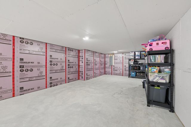 31346 Naples Street NE, Cambridge, MN 55008