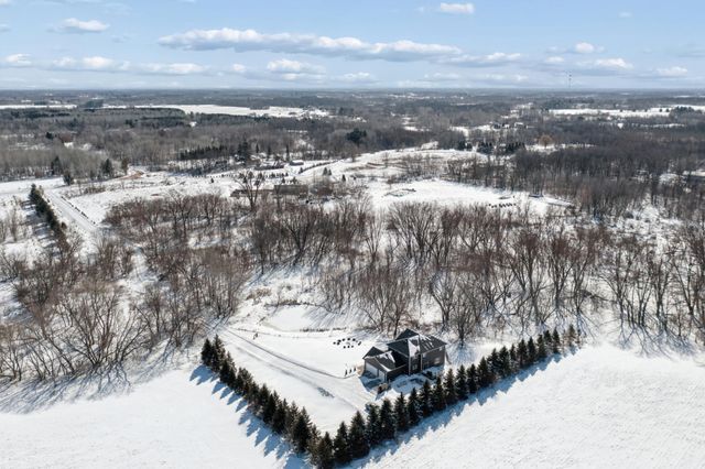 31346 Naples Street NE, Cambridge, MN 55008