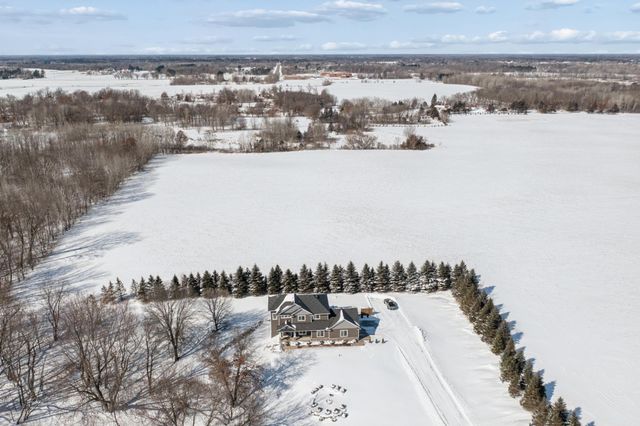 31346 Naples Street NE, Cambridge, MN 55008