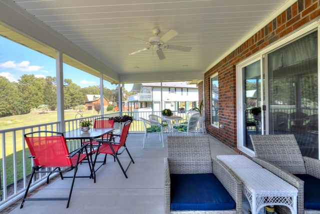 1226 Lesesne Drive, Manning, SC 29102