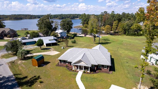 1226 Lesesne Drive, Manning, SC 29102