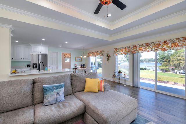 1226 Lesesne Drive, Manning, SC 29102