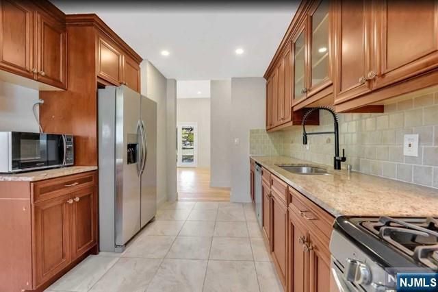 22 Greentree Terrace, Tenafly, NJ 07670