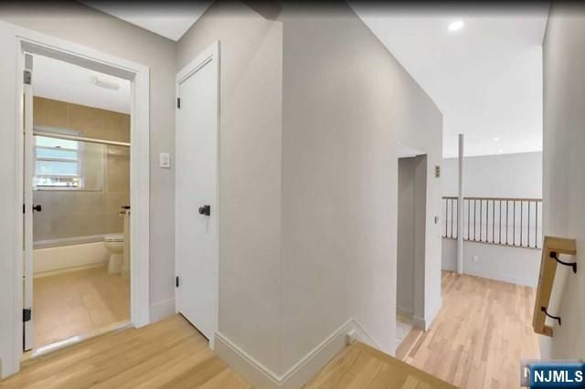 22 Greentree Terrace, Tenafly, NJ 07670