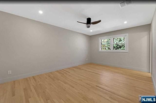 22 Greentree Terrace, Tenafly, NJ 07670
