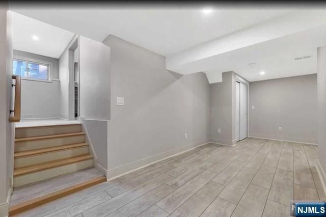 22 Greentree Terrace, Tenafly, NJ 07670