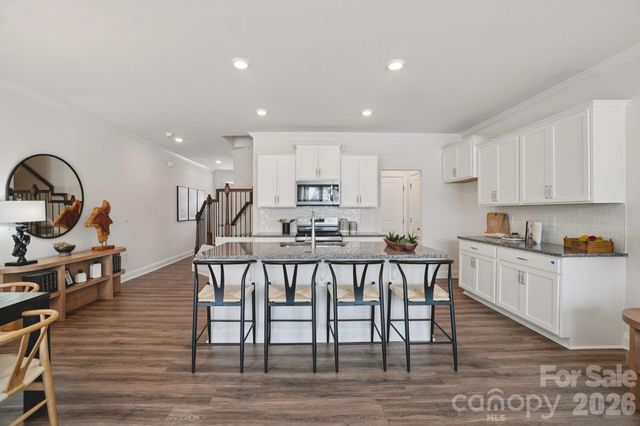376 Creekview Road, Hendersonville, NC 28792