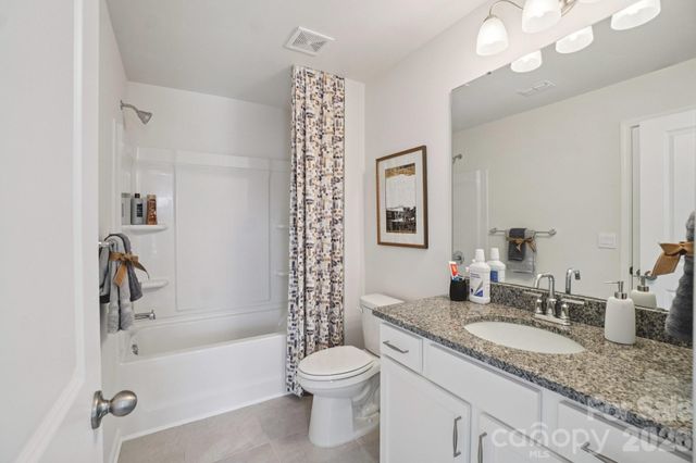 376 Creekview Road, Hendersonville, NC 28792