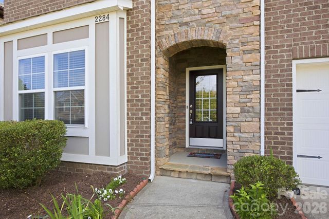 2284 Barrowcliffe Drive NW, Concord, NC 28027