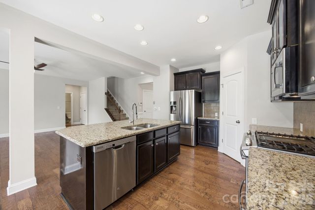 2284 Barrowcliffe Drive NW, Concord, NC 28027