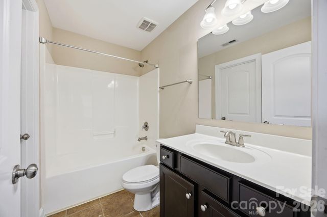 2284 Barrowcliffe Drive NW, Concord, NC 28027