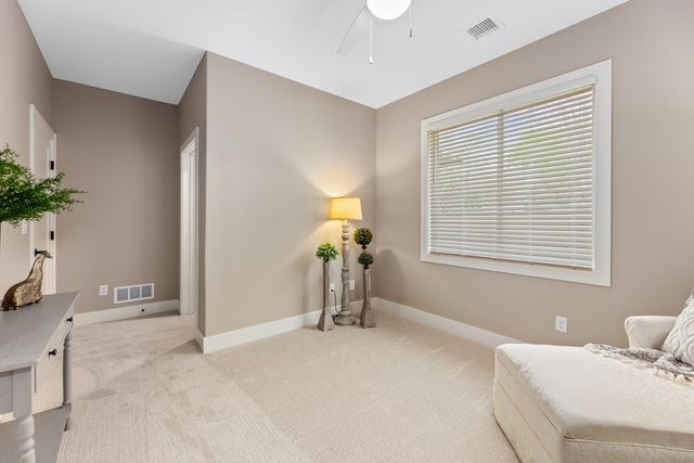 846 N Thornton St, Wichita, KS 67235