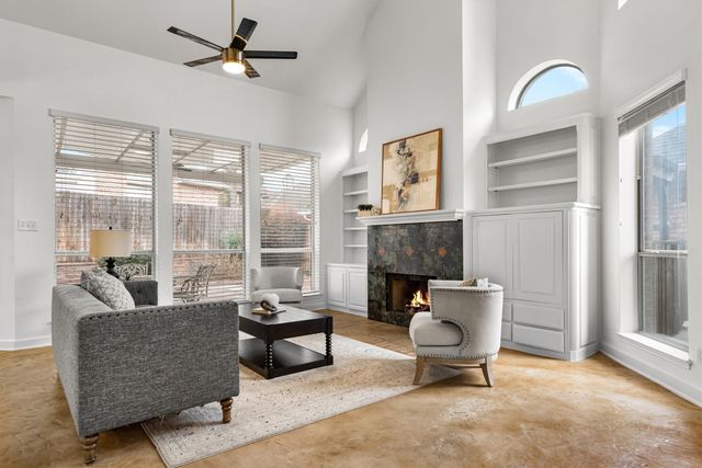 1252 Royal Crescent Drive, Bedford, TX 76021