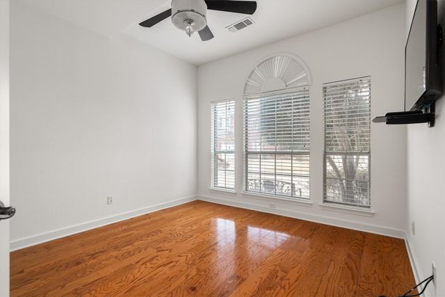 1252 Royal Crescent Drive, Bedford, TX 76021