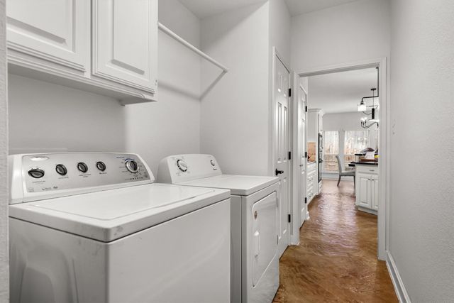 1252 Royal Crescent Drive, Bedford, TX 76021