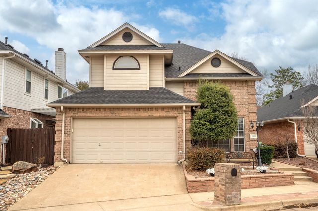 1252 Royal Crescent Drive, Bedford, TX 76021
