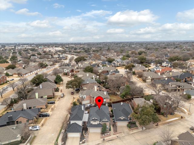 1252 Royal Crescent Drive, Bedford, TX 76021