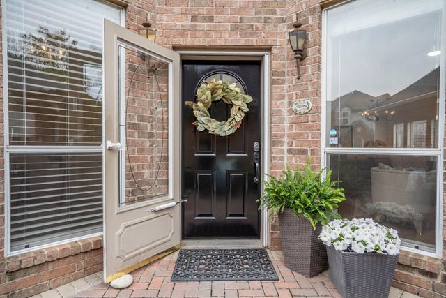 1252 Royal Crescent Drive, Bedford, TX 76021