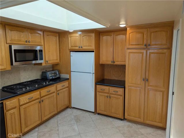 270 Cagney Lane 308, Newport Beach, CA 92663