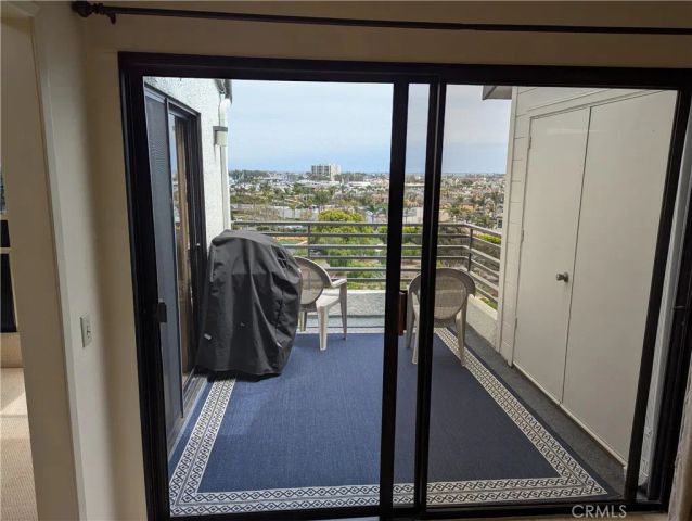 270 Cagney Lane 308, Newport Beach, CA 92663