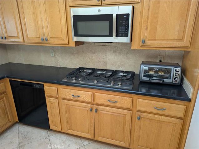 270 Cagney Lane 308, Newport Beach, CA 92663
