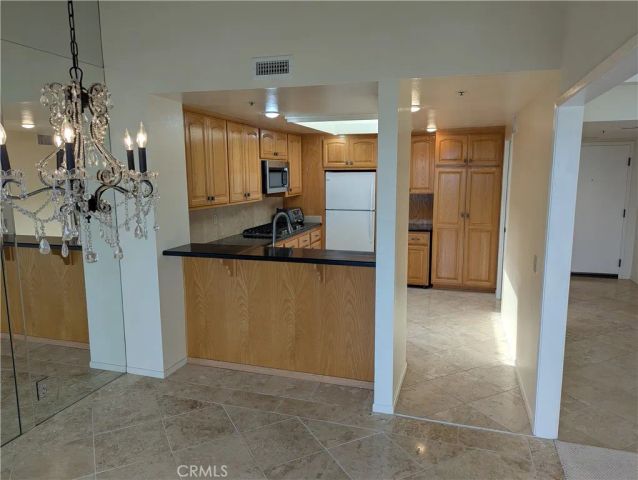 270 Cagney Lane 308, Newport Beach, CA 92663