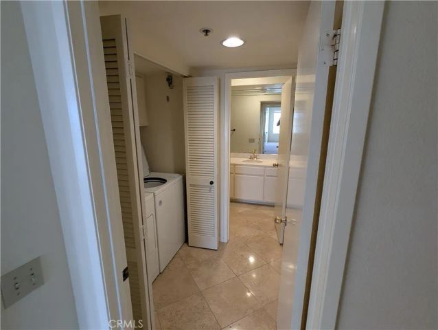 270 Cagney Lane 308, Newport Beach, CA 92663