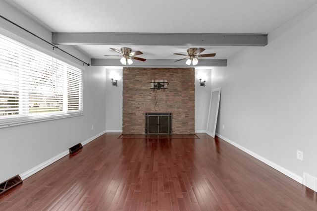 9042 Carriage Court NW, Pickerington, OH 43147