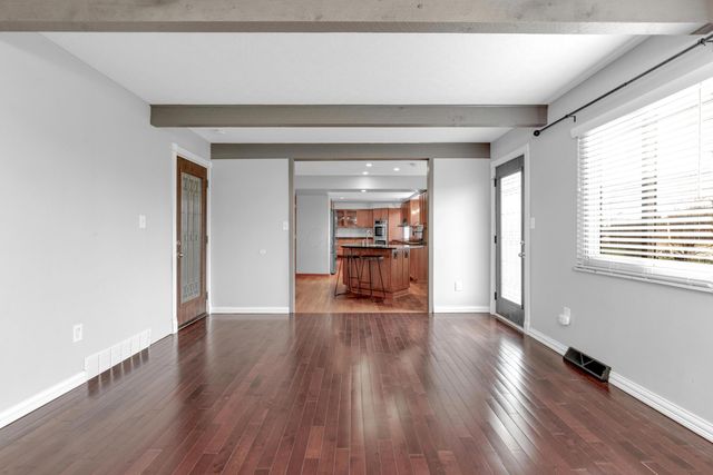 9042 Carriage Court NW, Pickerington, OH 43147