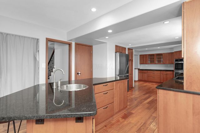 9042 Carriage Court NW, Pickerington, OH 43147