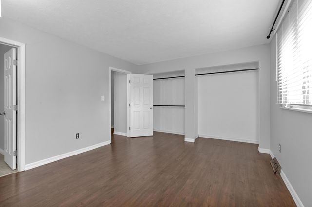 9042 Carriage Court NW, Pickerington, OH 43147